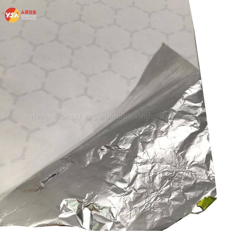 Papier z laminovanej hliníkovej fólie